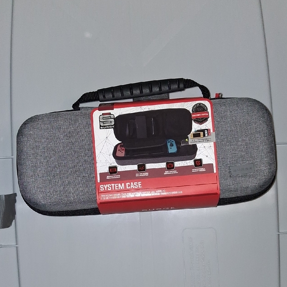 Surge Gray Handheld Console System Case - Picture 1 of 6